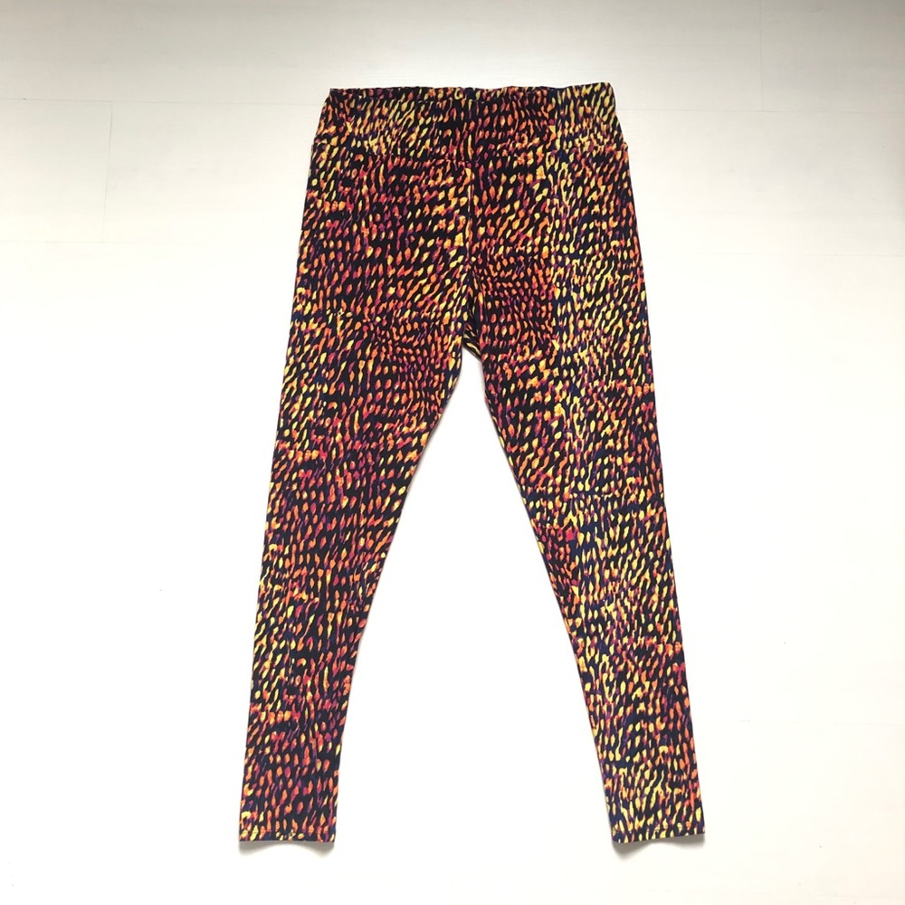 TC LuLaRoe leggings in black yellow orange purple